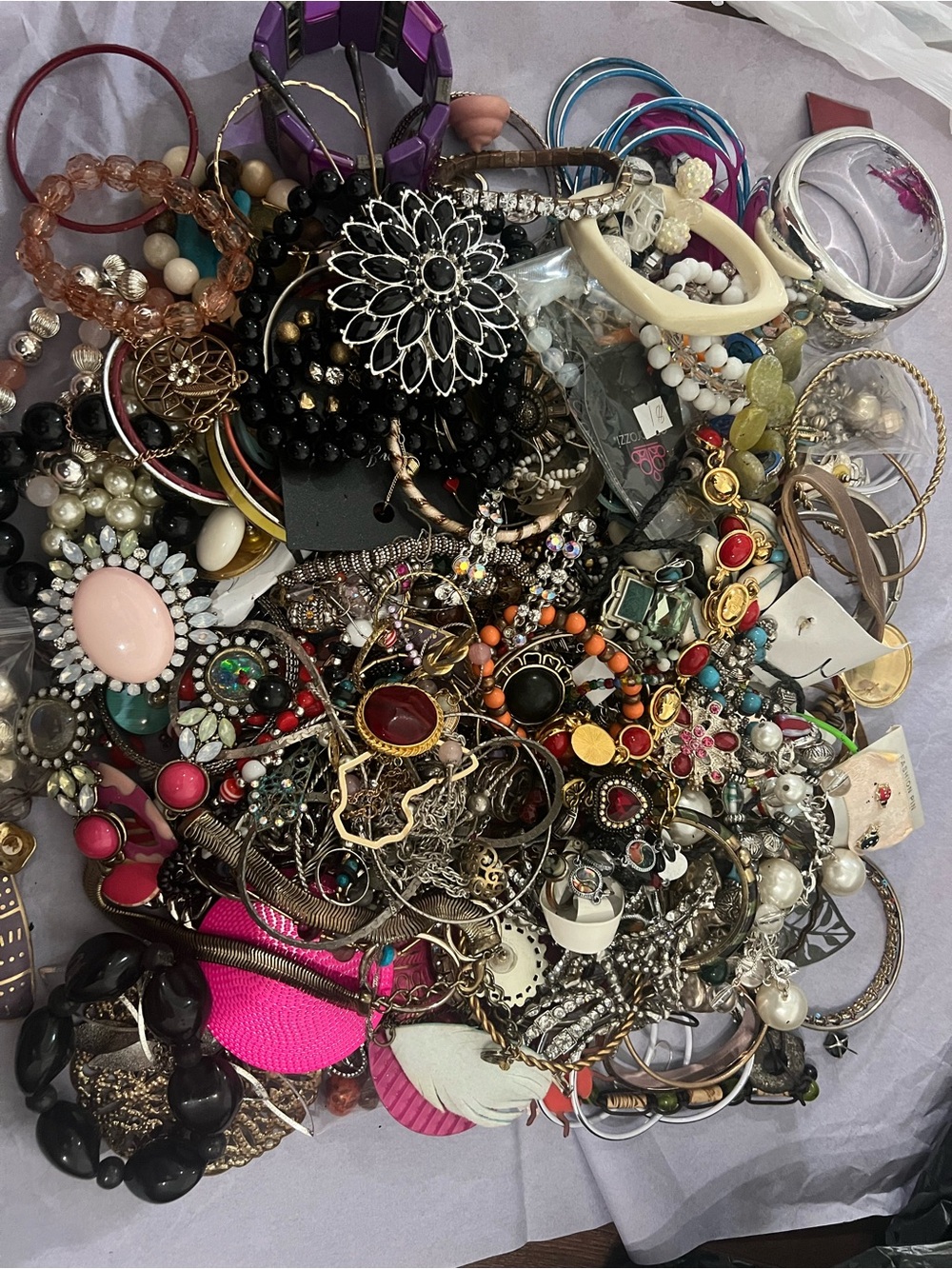CRAFT LOT 6. lbs Broken Damaged Junk Mixed Costume Jewelry and vintage